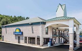 Days Inn Suffolk Va